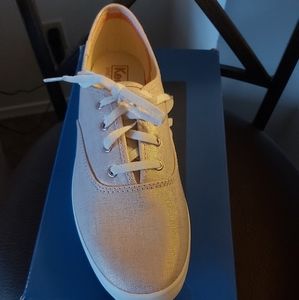 Metallic Rose Gold Keds